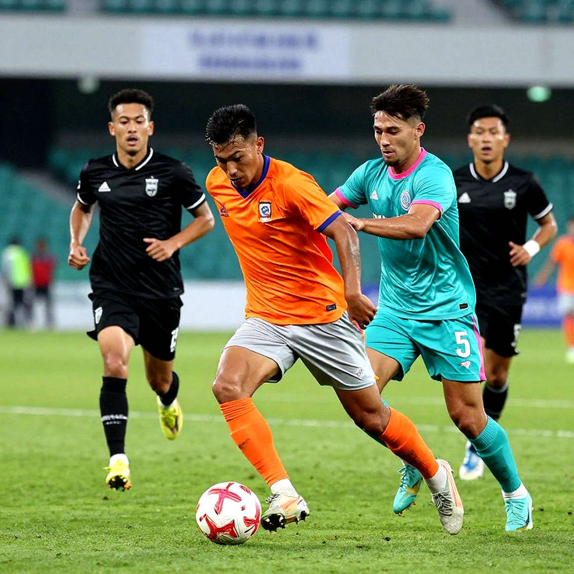 JFA triệu tập 48 cầu thủ U-14: Bên trong cỗ máy đào tạo không ồn ào của bóng đá Nhật Bản JFA triệu tập 48 cầu thủ U-14: Bên trong cỗ máy đào tạo không ồn ào của bóng đá Nhật Bản