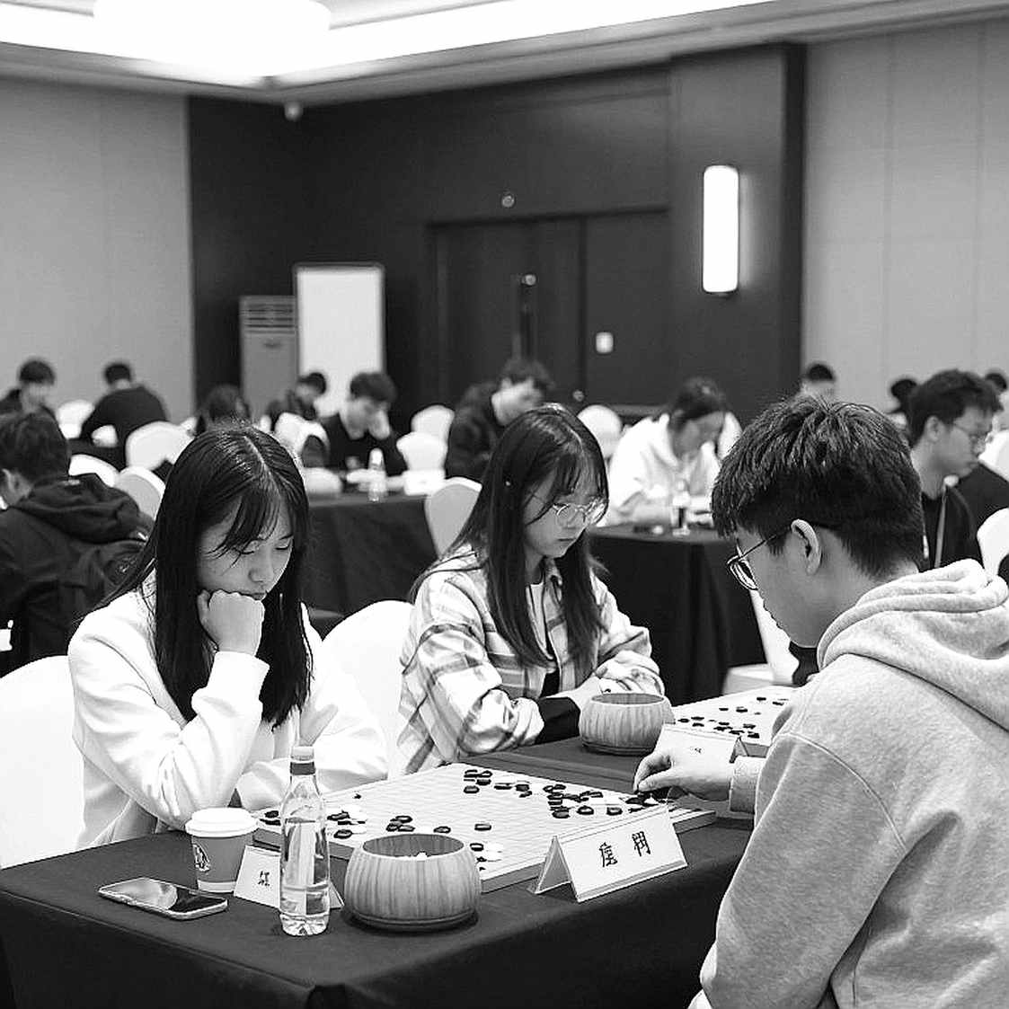 Himass, TanVuu và khoảng trống luật pháp tại PUBG Asia Stars 2026: Khi KRAFTON ra án phạt mà điều lệ không viết rõ Himass, TanVuu và khoảng trống luật pháp tại PUBG Asia Stars 2026: Khi KRAFTON ra án phạt mà điều lệ không viết rõ