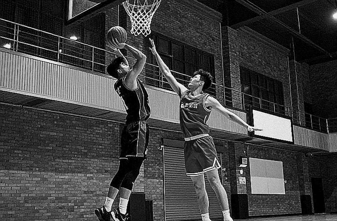 Johnny Davis "bùng nổ", Körfez Basket thắng ngày mở màn: những gì bản tin không nói