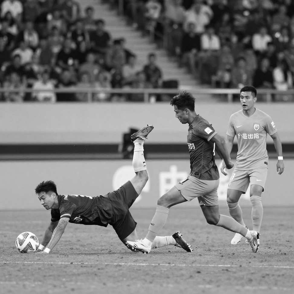 Old Trafford's Abandoned Left Flank: Tyrick Mitchell and the Search for a Missing Shadow Old Trafford's Abandoned Left Flank: Tyrick Mitchell and the Search for a Missing Shadow