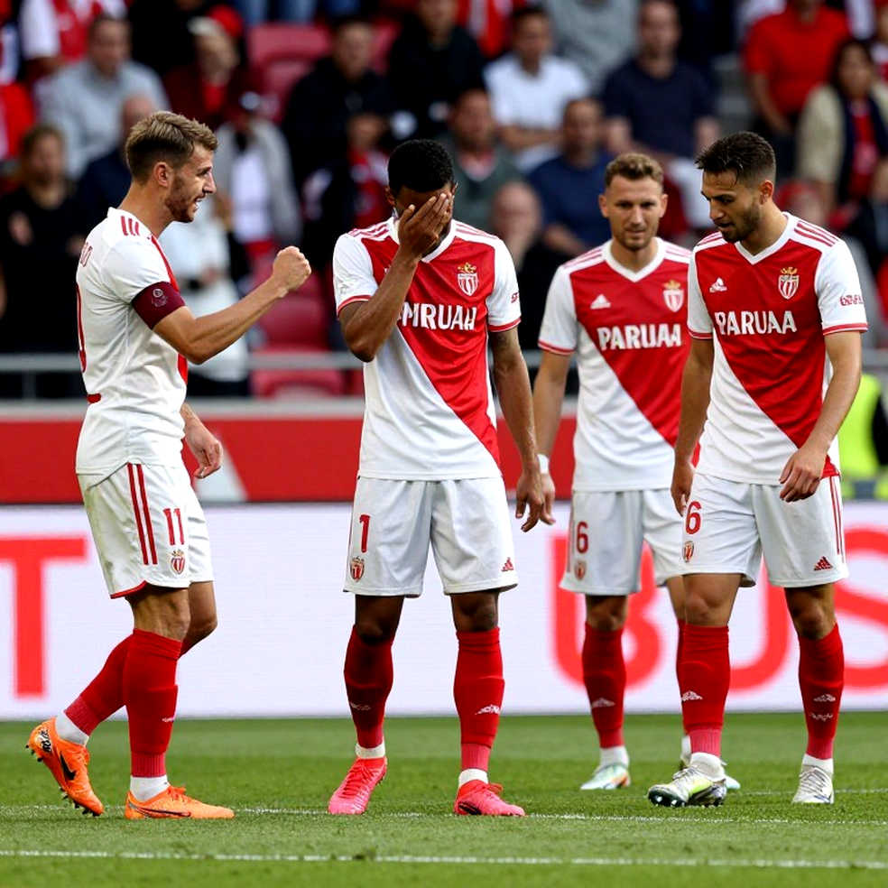 Barca biến international break thành 'mini tiền mùa chính': Flick đang đánh cược vào thứ bóng đá không ai nhìn thấy