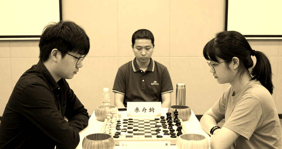 Đòn phủ đầu chống lý thuyết: Ván cờ Jacobson–Vakhidov tại UzChess Cup và bài học chiến thuật