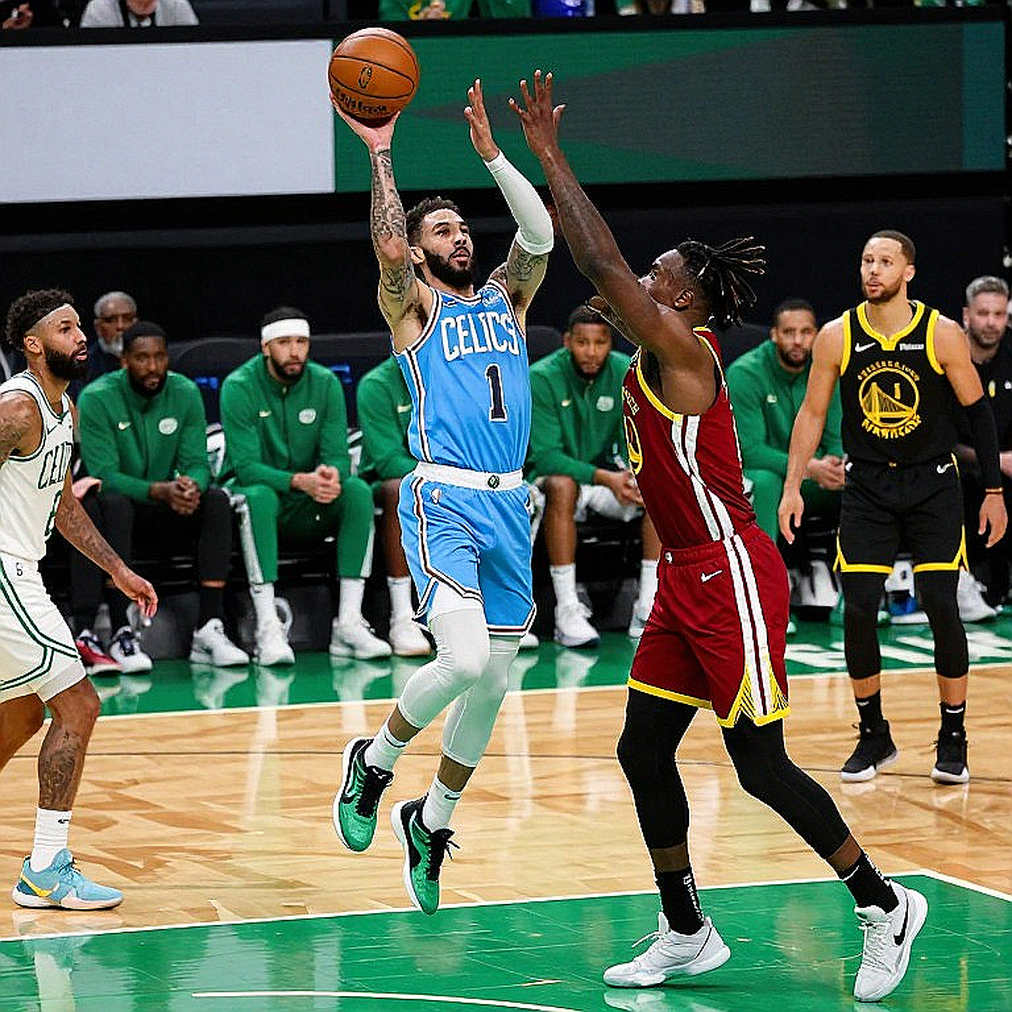 Christian Koloko và đề nghị từ Baskonia: EuroLeague mua thứ NBA bán rẻ