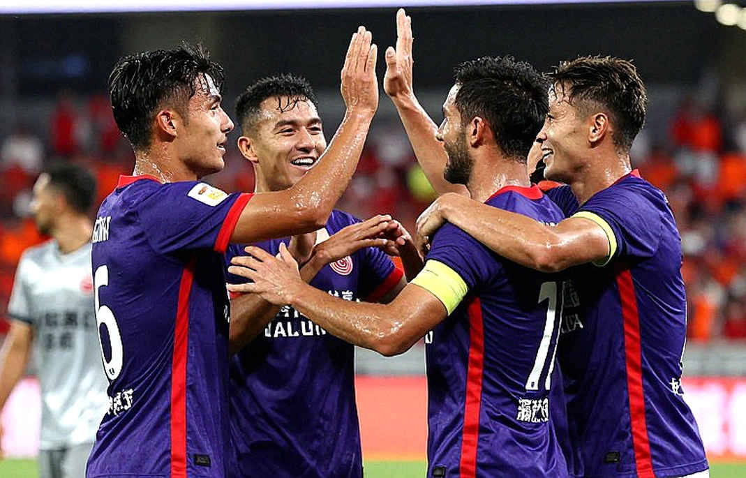 Mỹ 4-1 Peru: 11 tấm cap đầu tiên và điều luật chưa trói được ai