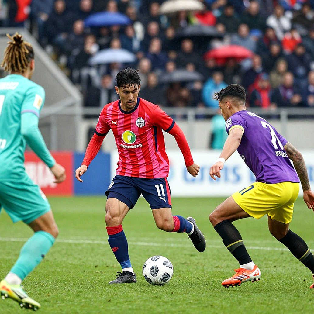 Persija Jakarta và chiến thắng thứ ba: Shin Tae-yong tự hạ nhiệt hào quang Persija Jakarta và chiến thắng thứ ba: Shin Tae-yong tự hạ nhiệt hào quang