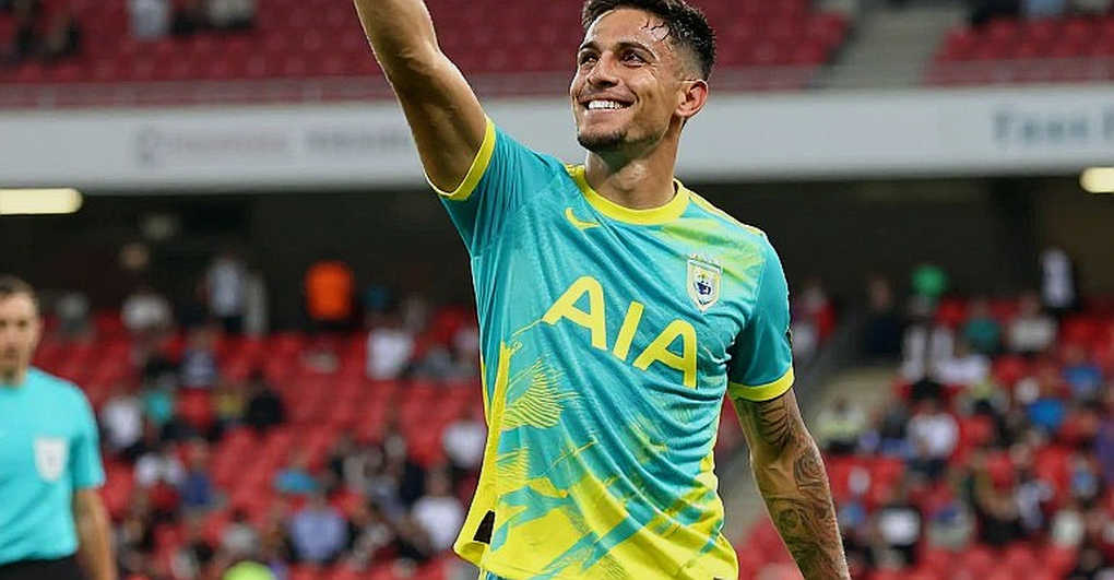 Chelsea hòa Hull City và hai bàn thua kể cùng một câu chuyện