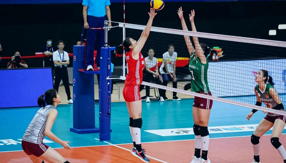 U23 Việt Nam gặp U23 Philippines: Mười hai quả ném biên và bài toán chưa có lời giải U23 Việt Nam gặp U23 Philippines: Mười hai quả ném biên và bài toán chưa có lời giải
