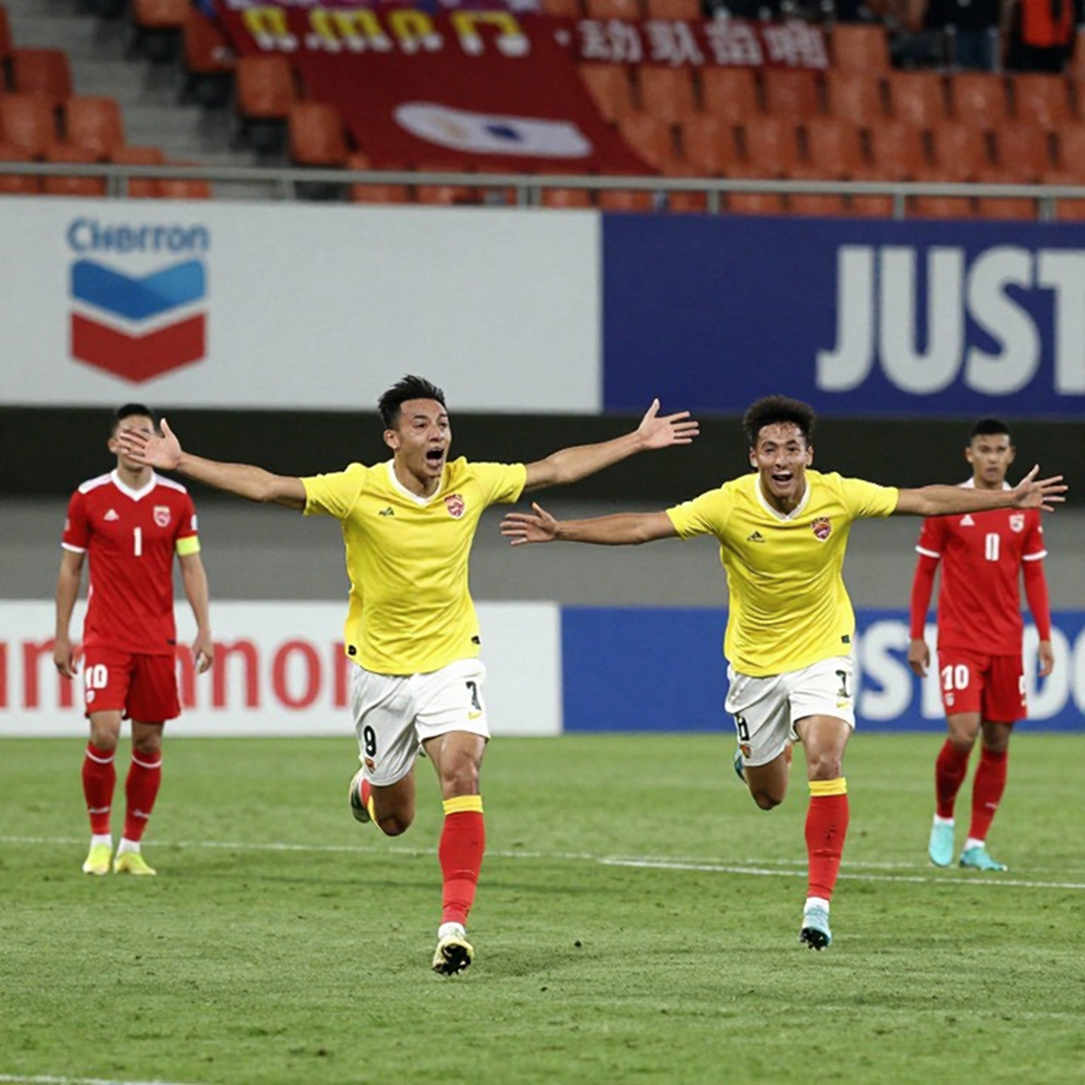 Lời nguyền Henry Martín: Ba cú hat-trick, một trùng hợp, và căn bệnh tự huyễn hoặc của Liga MX