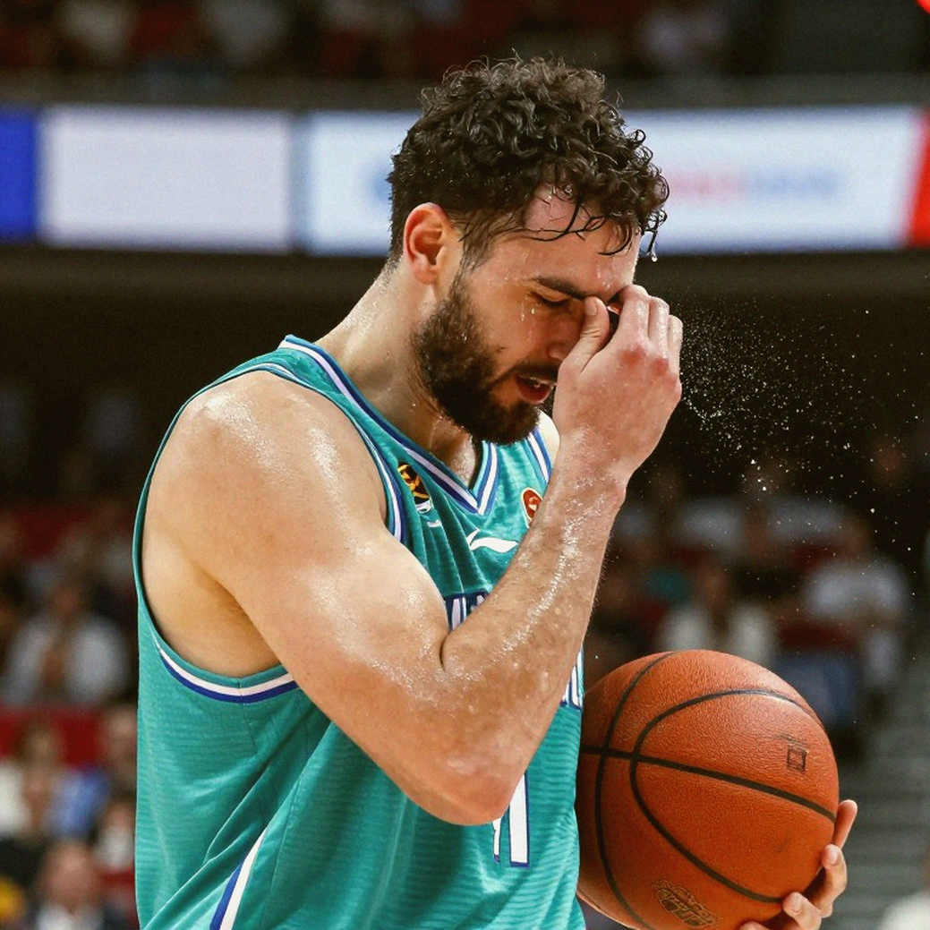 Cavaliers bổ nhiệm Brandon Weems làm GM: Thương vụ đo bằng tình bạn, không bằng bảng điểm Cavaliers bổ nhiệm Brandon Weems làm GM: Thương vụ đo bằng tình bạn, không bằng bảng điểm