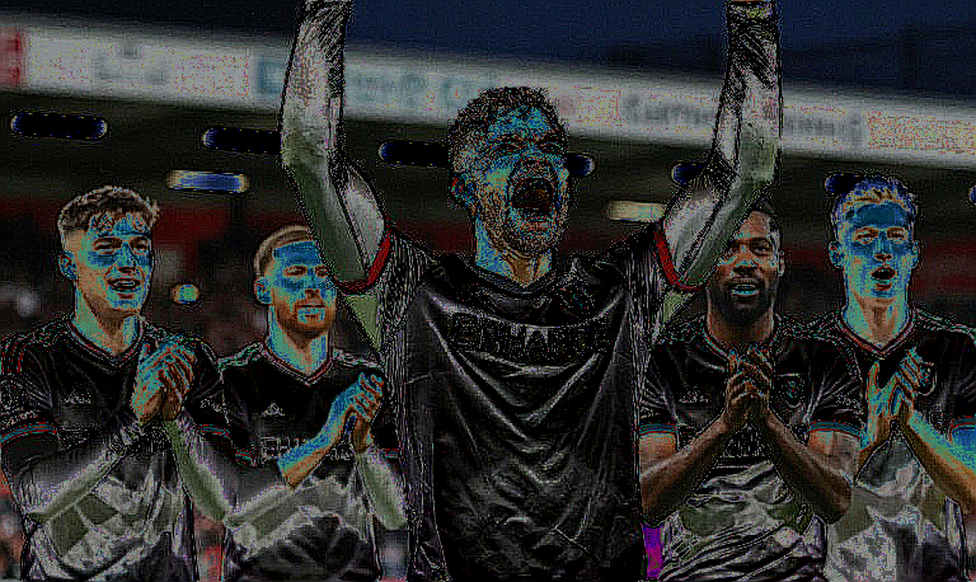 Thẻ đỏ phút 90+4: Khi thủ môn dâng cao, luật việt vị đổi chiều và trọng tài FIFA đã nhầm