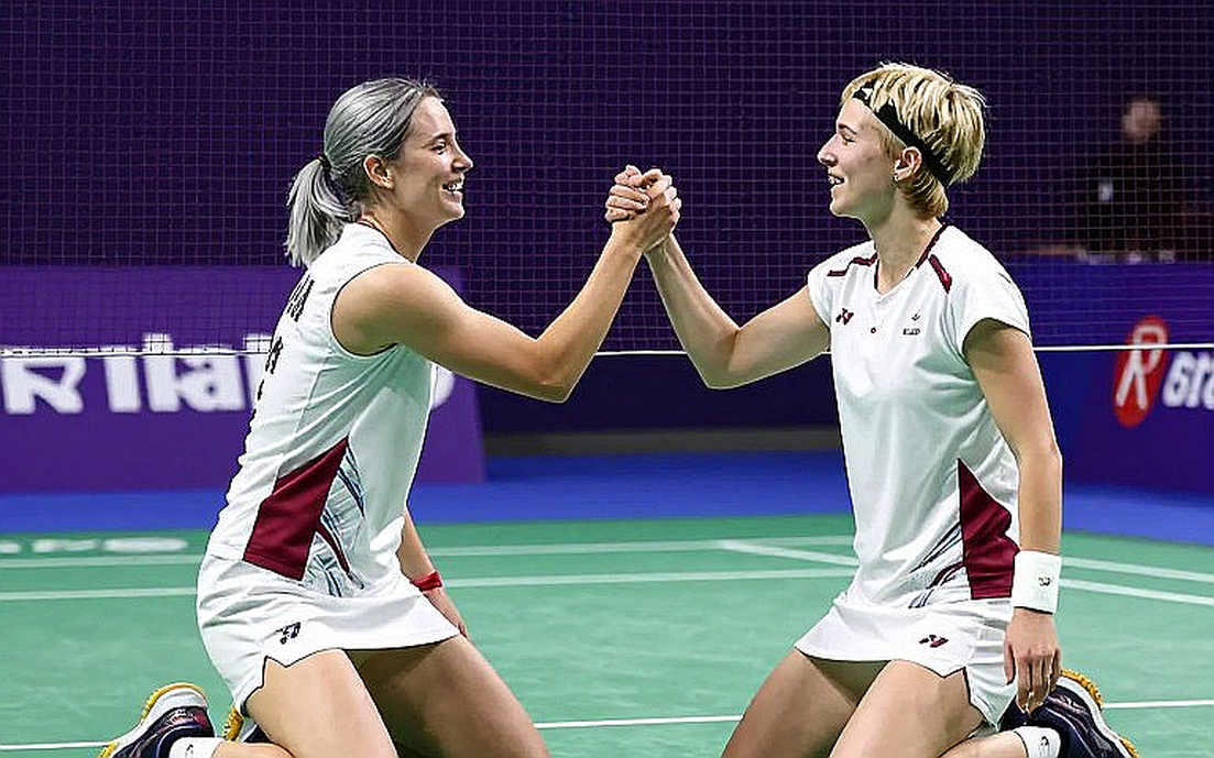 Alwi Farhan đối luyện cùng Kento Momota trước Asian Games 2026: Khi một buổi tập bị đọc thành một lời hứa
