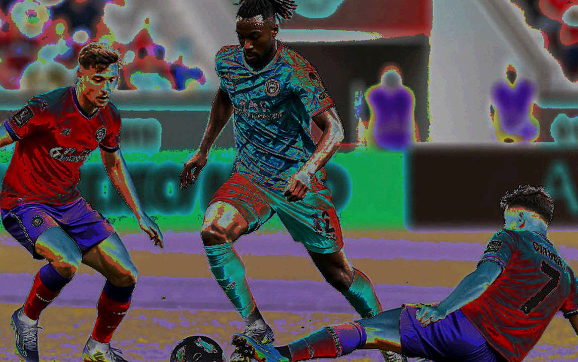 WSL: Arsenal thoát hiểm bằng một quả phạt đền dội người, Chelsea thắng nhờ ghế dự bị