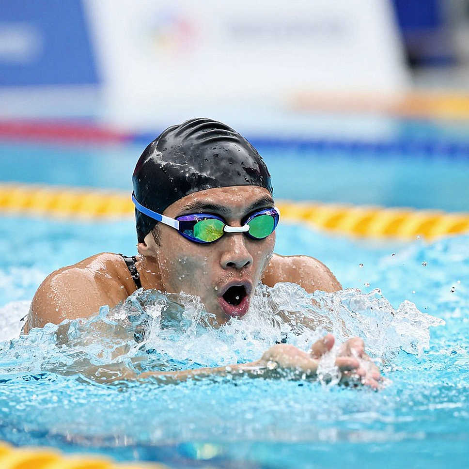 Cơ hội và rủi ro cho HLV lặn Việt Nam tại NCAA: Phân tích vị trí trợ lý tự nguyện tại Đại học Bryant
