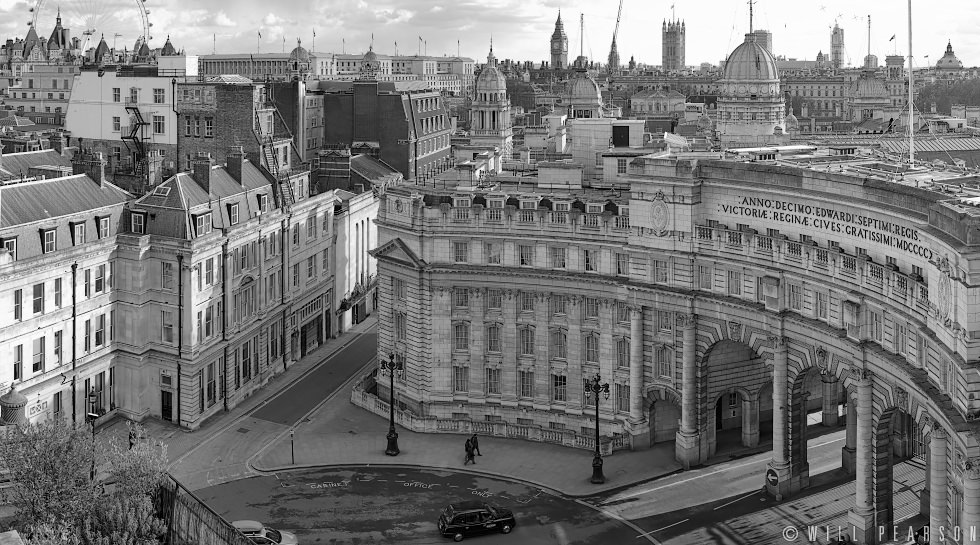 Admiralty Arch Daytime Black and White