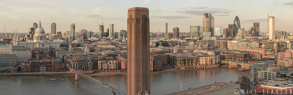 London Stilled in Evening