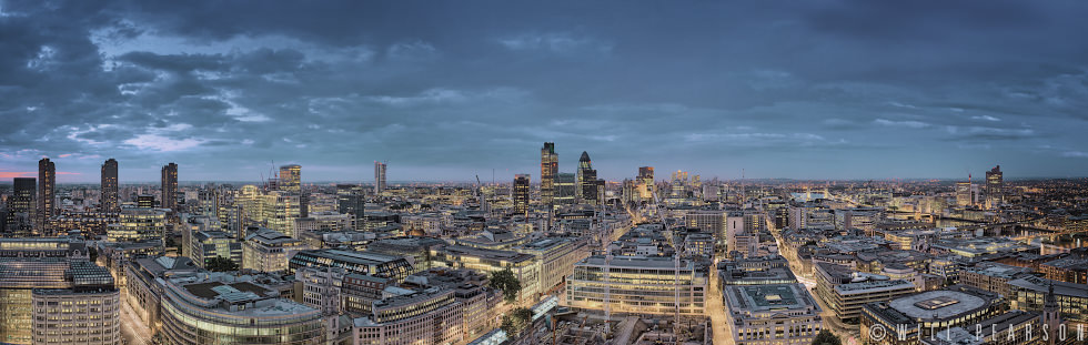 The City of London, Night Falls
