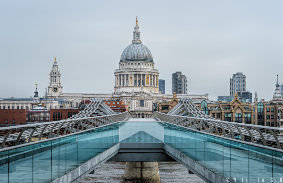 Millennium Bridge to St Paul's Cathedral